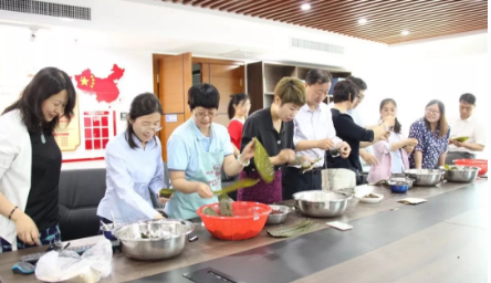 粽情端午，纵情欢乐 —— 盈德律所组织端午节包粽子团建活动